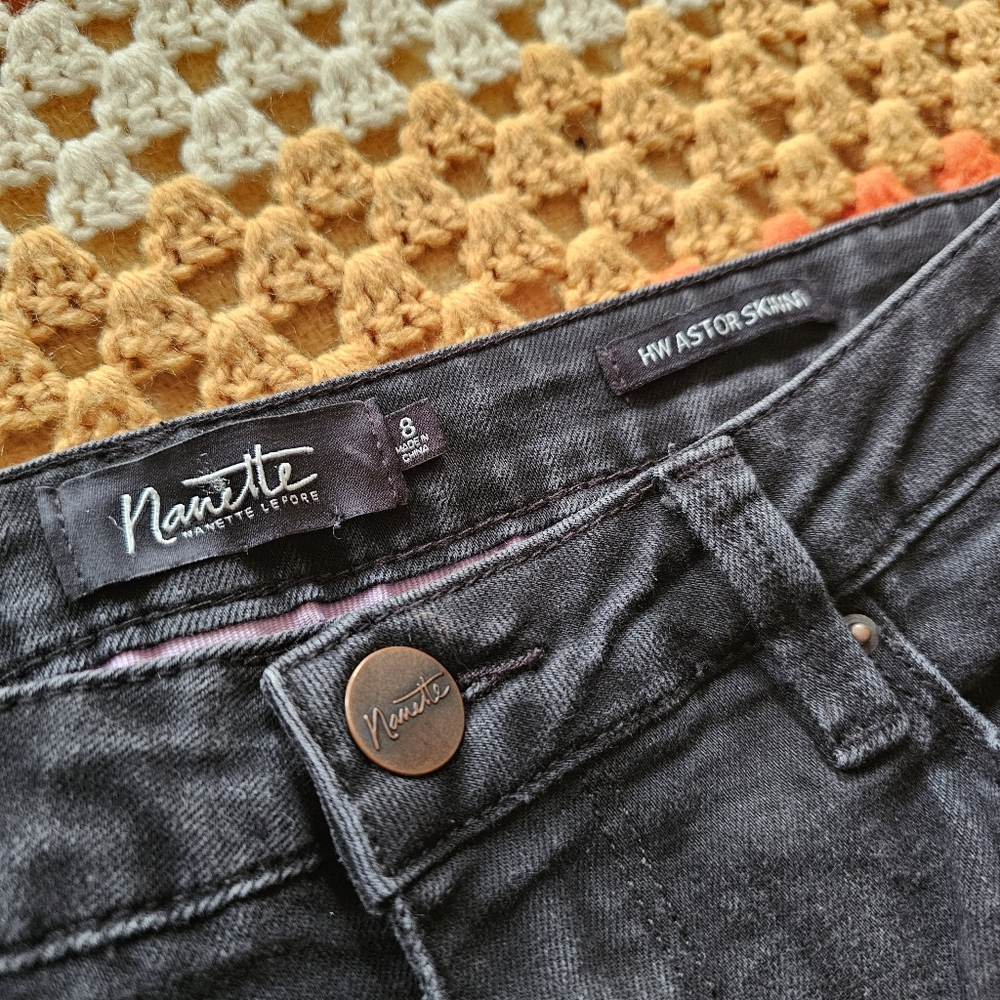 Nanette Lepore Floral Embroidered Birds Black HW Astor Skinny Jeans - Picture 15 of 16
